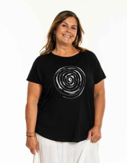 Gitte T-shirt  fra Gozzip i sort med print