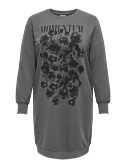 Carvanna sweatshirt kjole fra Only Carmakoma