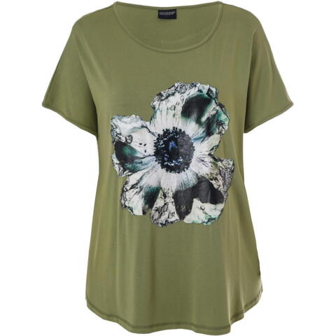 Gitte t-shirt i støvet grøn med smukt blomsterprint fra Gozzip
