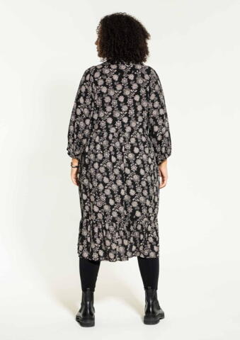 Adalina kjole fra Studio i sort med blomsterprint