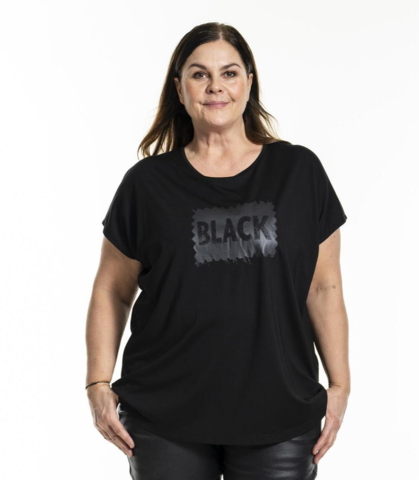 Hensia T-shirt fra Gozzip Balck