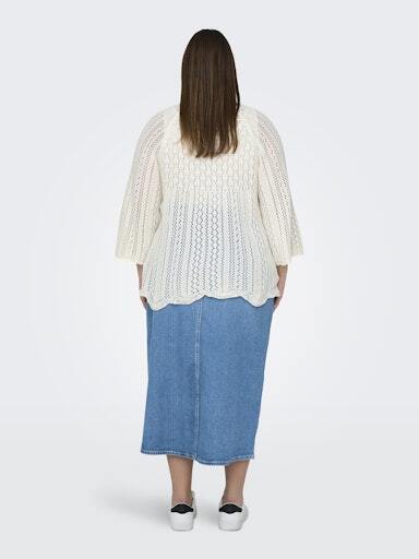 Carnova strikket bluse fra Only Carmakoma - Cloud dancer