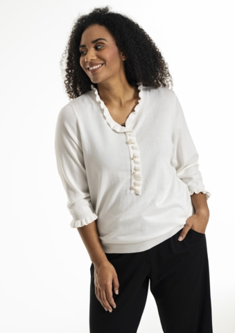 Jean strikbluse med flæser fra Studio - Offwhite